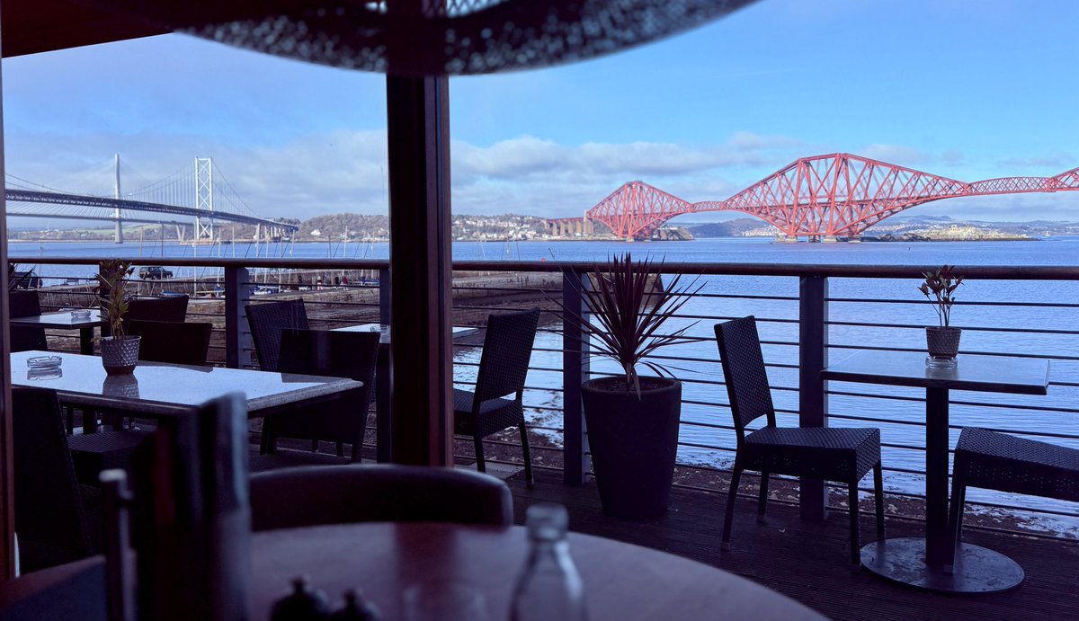 Robert Gibb tweet media