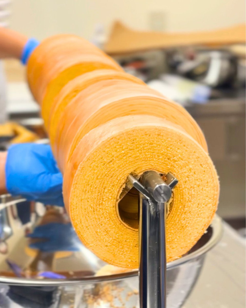 🌟まもなくOPEN🌟

東京ドイツ村に『バウムクーヘン工房』が
誕生します🎉

OPEN予定日は【11月15日（土）】
園内にあま〜い香りが広がる日まで、あと少し…🤤💛

ここでしか味わえないオリジナルのバウムクーヘンをお楽しみに！

#東京ドイツ村　#バウムクーヘン