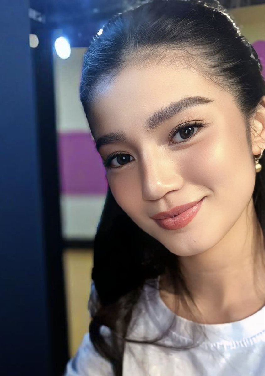 Browneyes2783's tweet image. I love you @bellemariano02 
Ang saya saya namin ng anak ko nakita ka at na handshake k nya twice.

See you sa nov.15 blockscreening

#BelleMarianoAsGeri
#BelleMariano