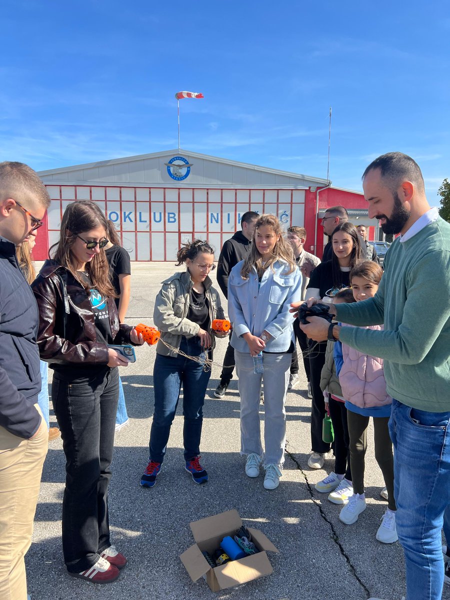 India in Austria tweet media