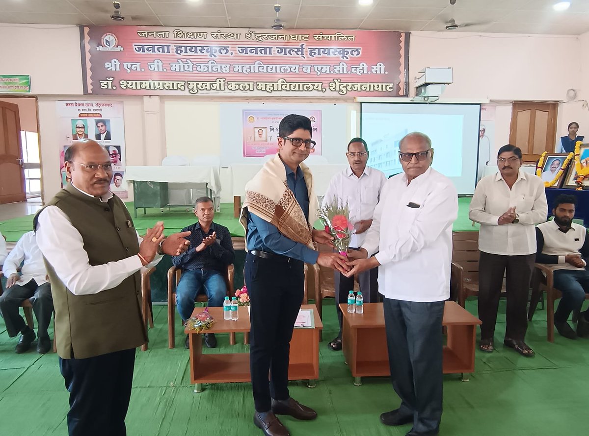 RadiantHos's tweet photo. Our Free Neurology Camp at Shendurjana Ghat was a big success!
Grateful to everyone who joined and supported this effort to make expert neurological care accessible to all.

#HealthAwareness #NeurologyCamp #RadiantHospital #Amravati #brain #brainhealth https://t.co/YzXrQY2UJo