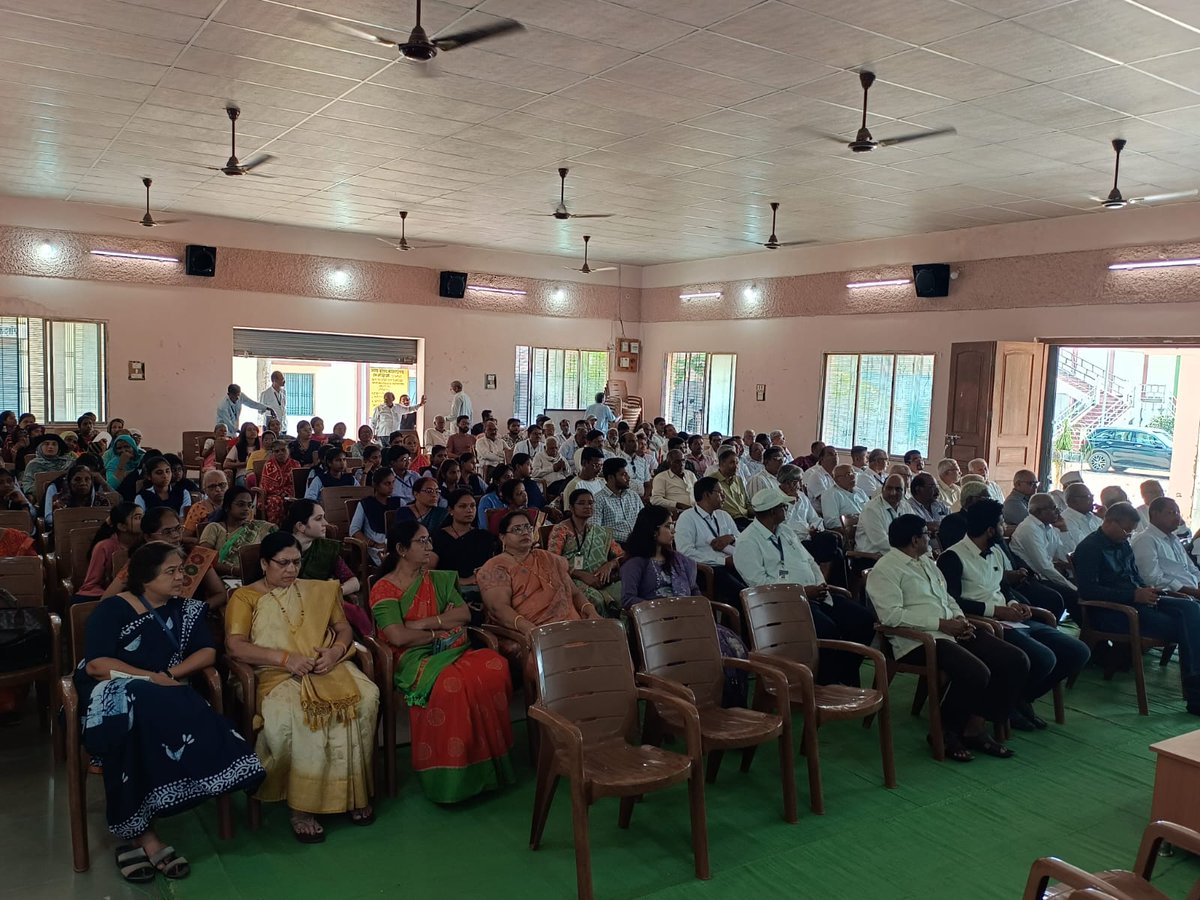 RadiantHos's tweet photo. Our Free Neurology Camp at Shendurjana Ghat was a big success!
Grateful to everyone who joined and supported this effort to make expert neurological care accessible to all.

#HealthAwareness #NeurologyCamp #RadiantHospital #Amravati #brain #brainhealth https://t.co/YzXrQY2UJo