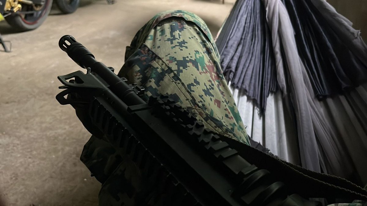 IsnapiSnaps's tweet image. &quot;Hindi ako ang kalaban mo… pero gusto mong sumuko sa’kin, ‘di ba?&quot;