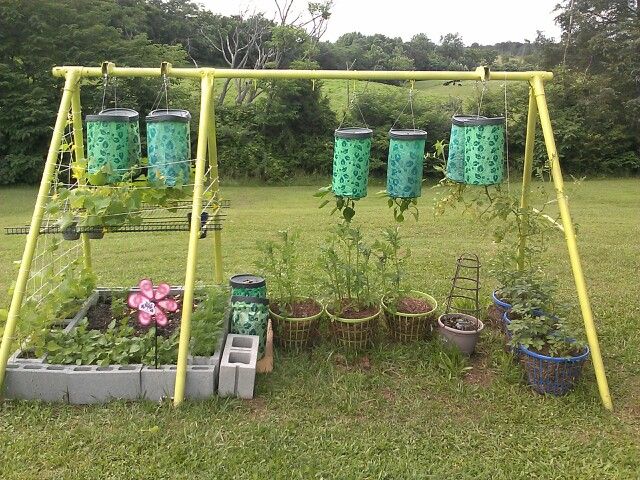 Chris_and_Beth's tweet image. Good morning.

I need a used swingset.

#gm, #repurposed