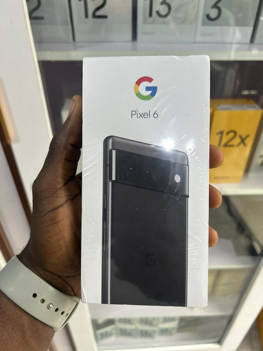 phonegadget_01's tweet image. Google Pixel 6 📱
6.4” AMOLED | 90Hz | Google Tensor | 8GB RAM | 128/256GB | 50MP Camera | 4614mAh Battery | 30W Fast + Wireless Charging | IP68 🌊

#googlepixel #phones