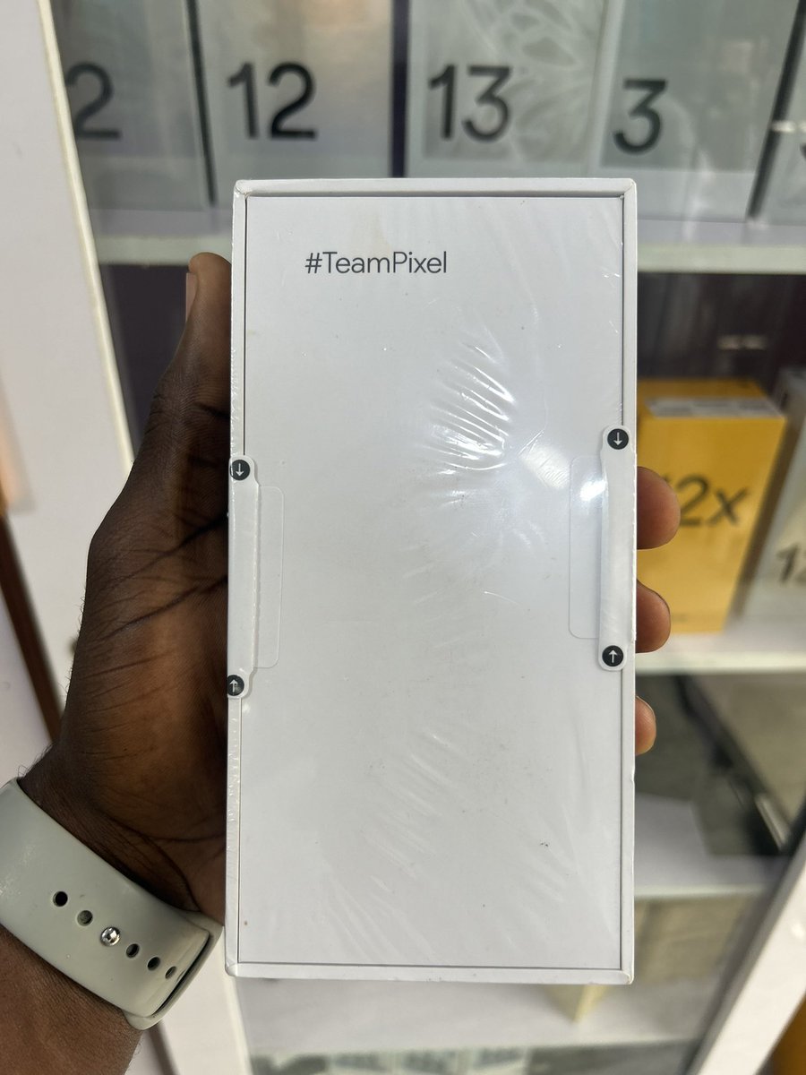phonegadget_01's tweet image. Google Pixel 6 📱
6.4” AMOLED | 90Hz | Google Tensor | 8GB RAM | 128/256GB | 50MP Camera | 4614mAh Battery | 30W Fast + Wireless Charging | IP68 🌊

#googlepixel #phones