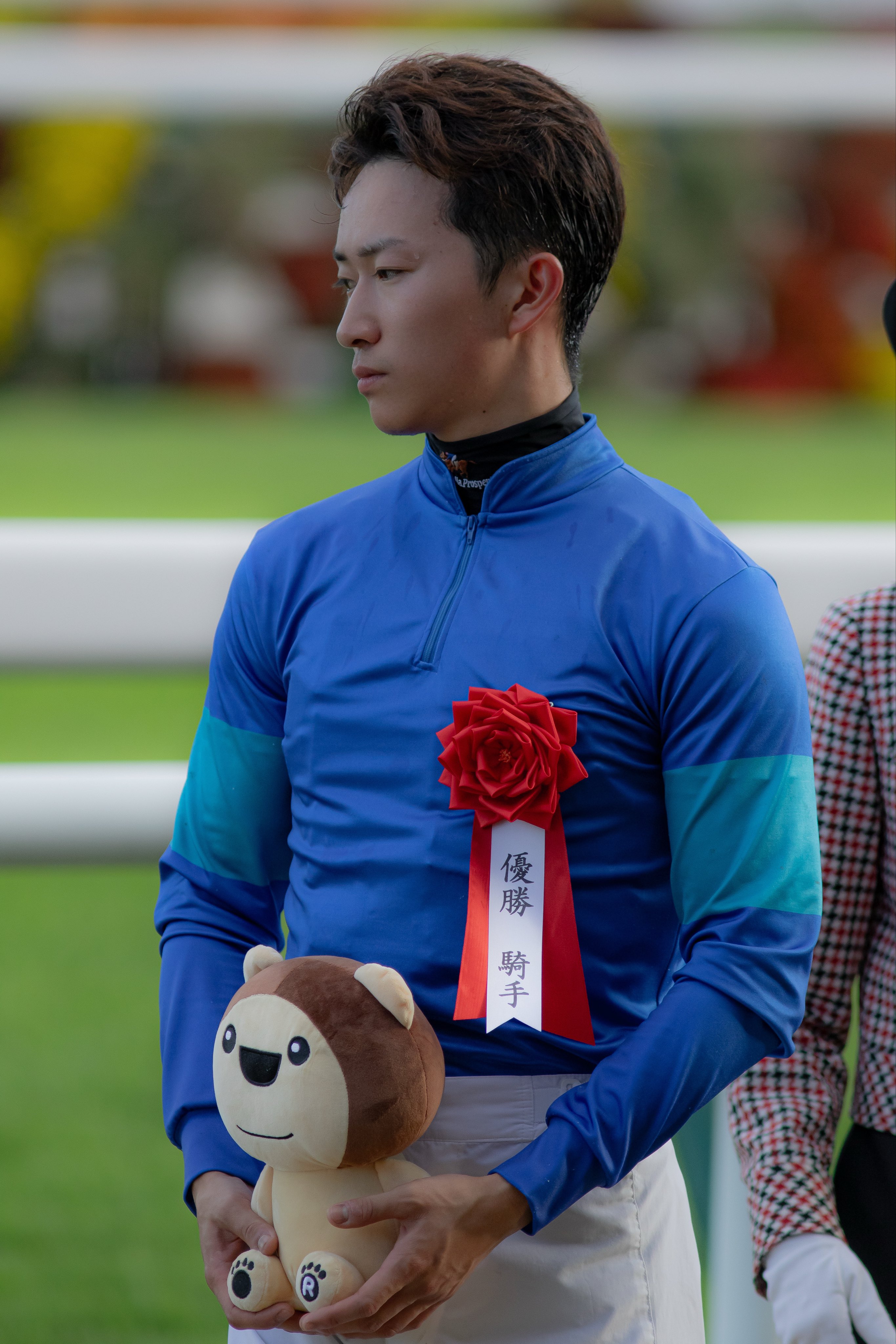 狗ステ　アキラ　証明写真風ブロマイド 狗ステ ランブロ シキ・アキラ - メルカリ