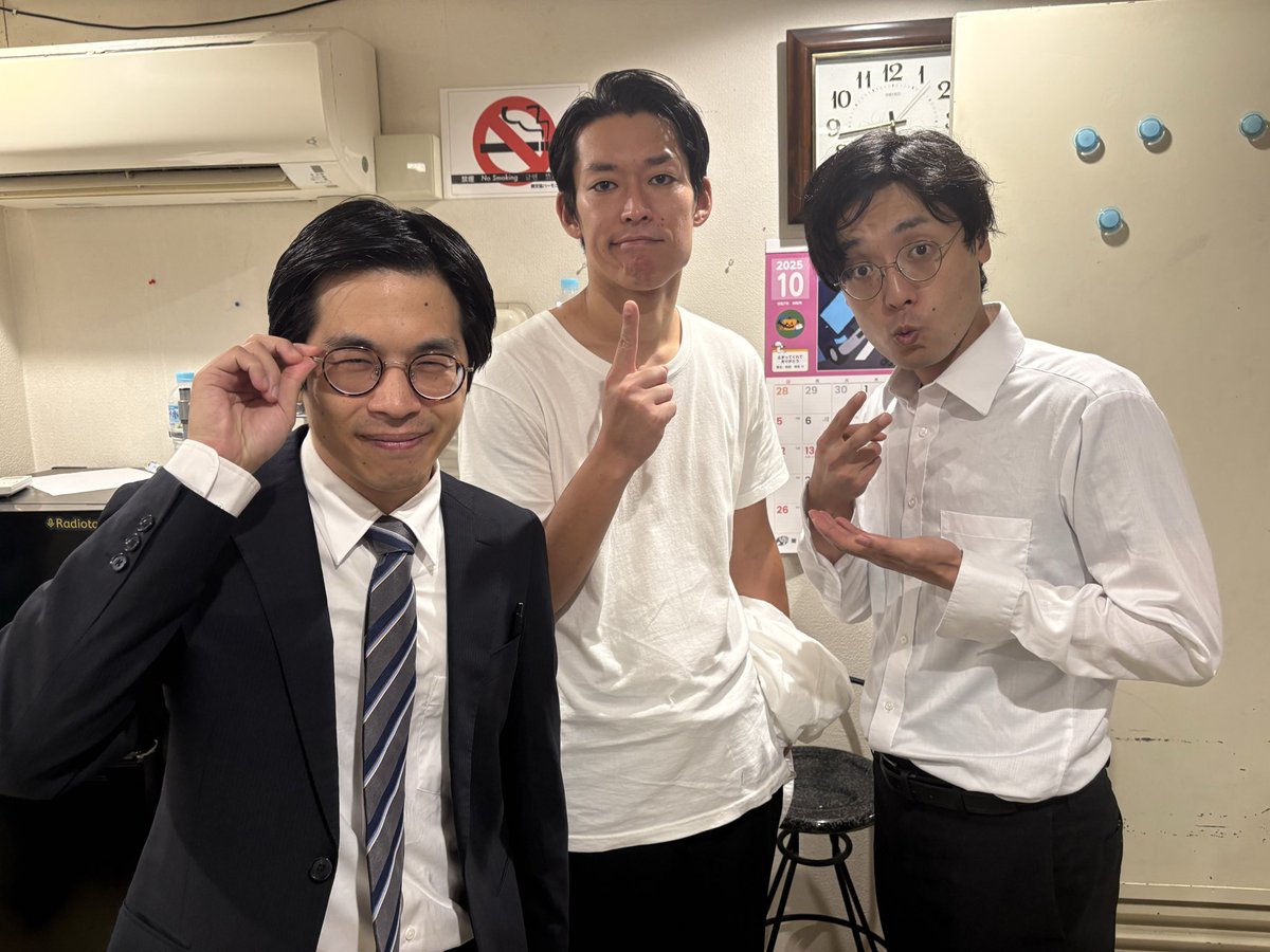 kpro20040519's tweet photo. 🥤休日ネタライブ！🥤
【K-PROプレミアムLIVE】

🔵10/13(月)🔵
大トリを務めるのは…
#青色1号 さんです！

#プレミアムライブ
#ナルゲキ
#ケープロ

配信はこちらから👇🏻
https://t.co/P8ce9zBwXT https://t.co/r7q6tFhnsN