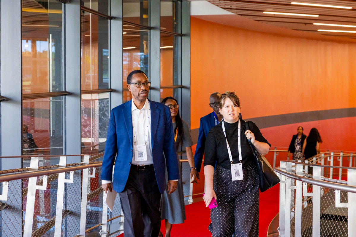 RwandaHealth's tweet image. IT'S TODAY!
The 4th edition of @AfricaHTSummit opens today in Kigali, bringing together over 2500 experts and policy makers to shape the future of healthcare in Africa.
Over the next three days, #AHTS2025 delegates - including Ministers of Health and ICT, National Public Health…