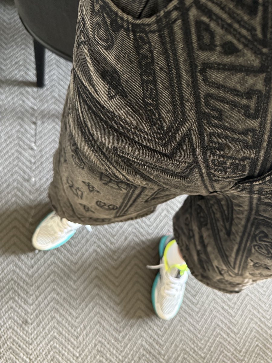 Only1Reef's tweet image. Every Thing Gone Be Aight 💫