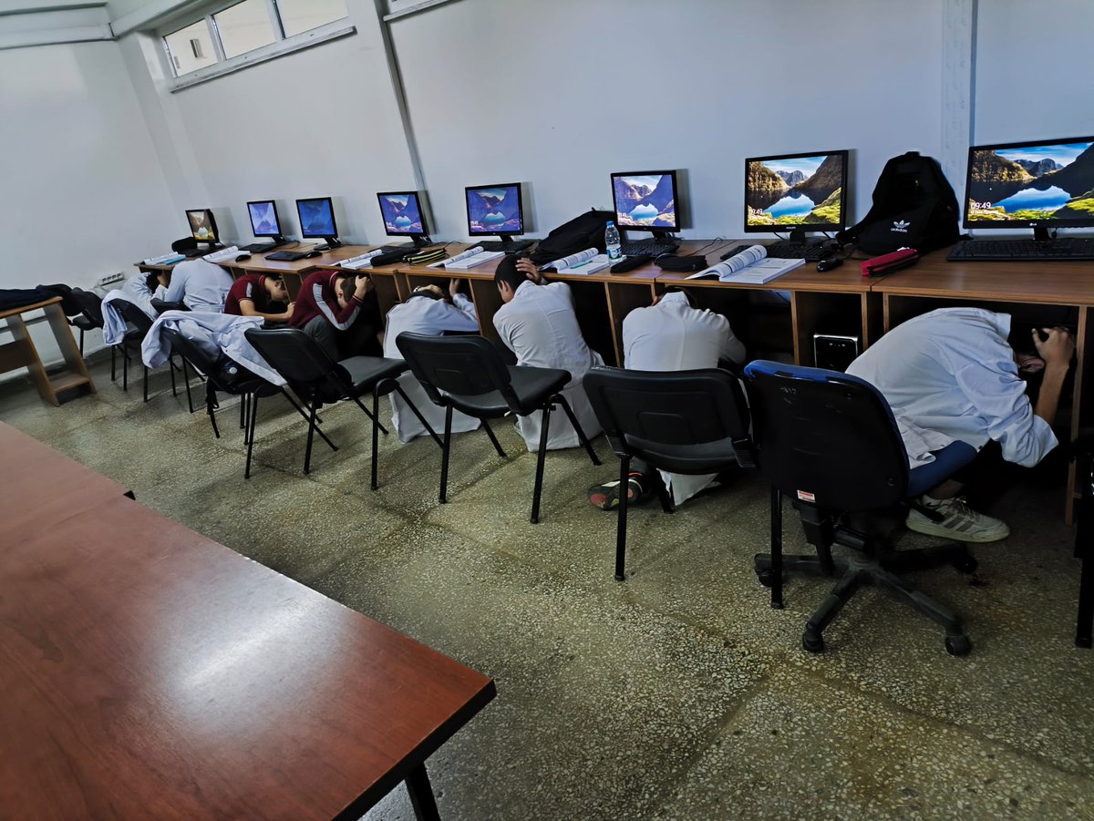 13 Ekim Uluslararası Afet Risklerinin azaltılması günü dolayısıyla, okulumuzda tahliye tatbikatı yapılmıştır.