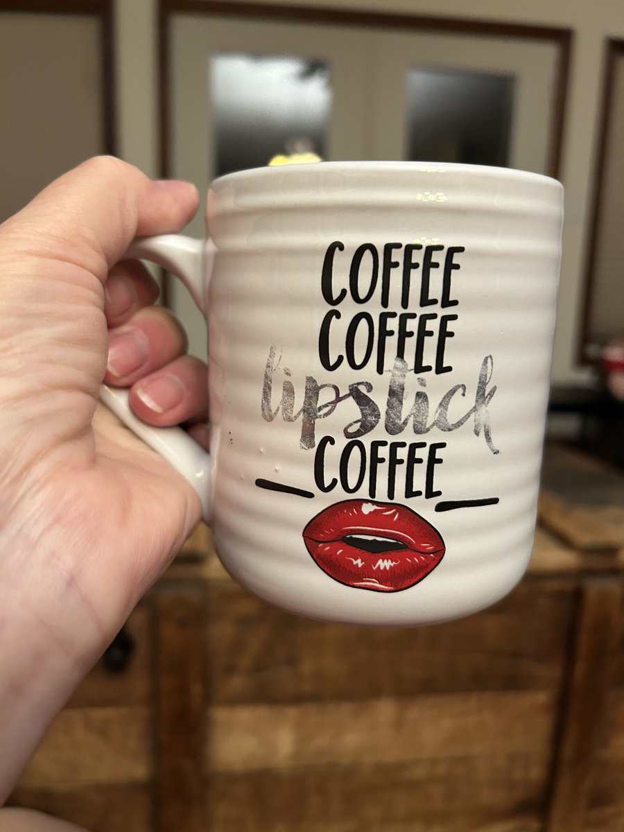 liferjuicelauri's tweet image. Good morning, friends! It’s time to carpe the java.  🤗☕️☕️☕️ #carpejava