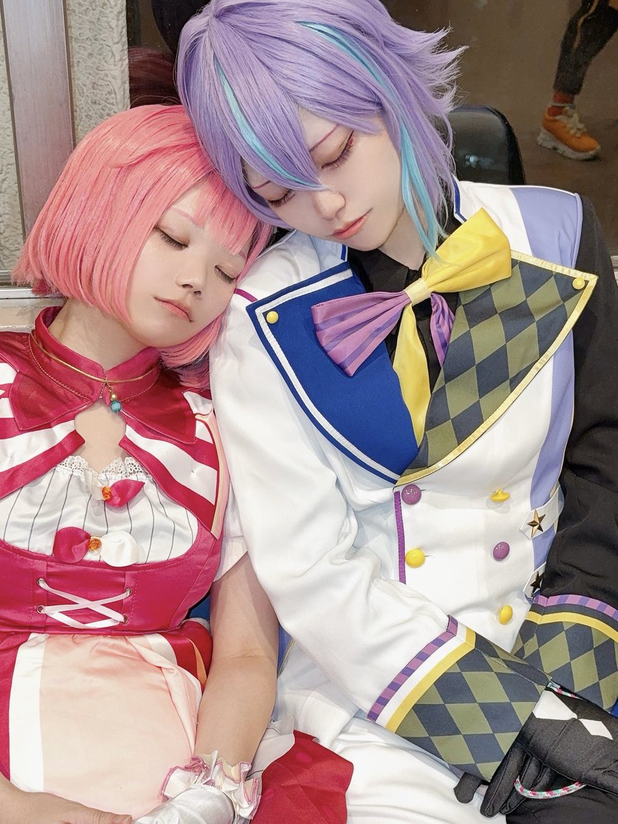 一日半くらいずっと一緒にいたりみえむ🍬と本番後に力尽きた💤

 #パレセカ #prsk_cos