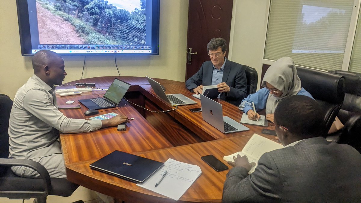 OCOT_CF's tweet photo. We had productive meeting with the Ministry of Environment, where we presented the One Child One Tree (OCOT) initiative.

The Ministry appreciated our efforts in promoting environmental stewardship, children’s well-being, and climate resilience through school-based tree planting https://t.co/1gEkaljWKt
