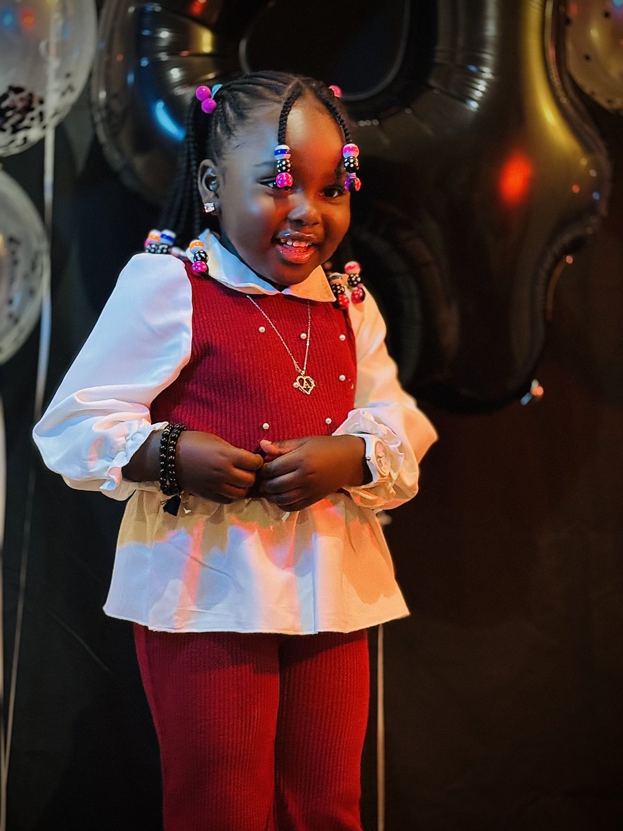 Look who’s 4! Araoluwa mi❤️ Omo mi😍🥰My sweet little girl, the best daughter in the whole world, my own star-girl, my happiness, my intentional baby, my kind, caring and  loving baby. You make us so proud and we love you so much baby😍❤️