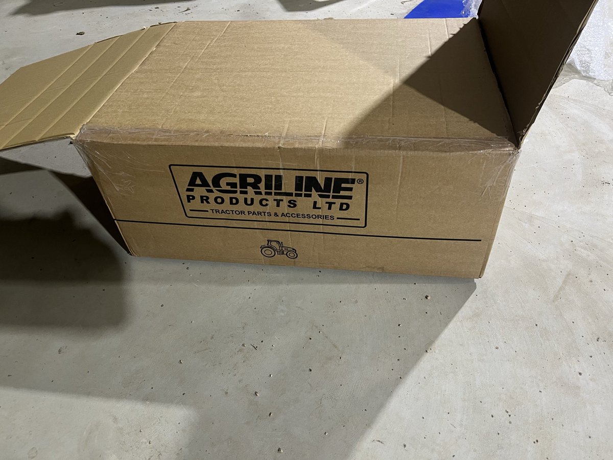 What service 5 days from the UK 🇬🇧 to Australia 🇦🇺 thanks <a href="/Agriline/">Agriline Products</a> shame our local parts supply isn’t as reliable.