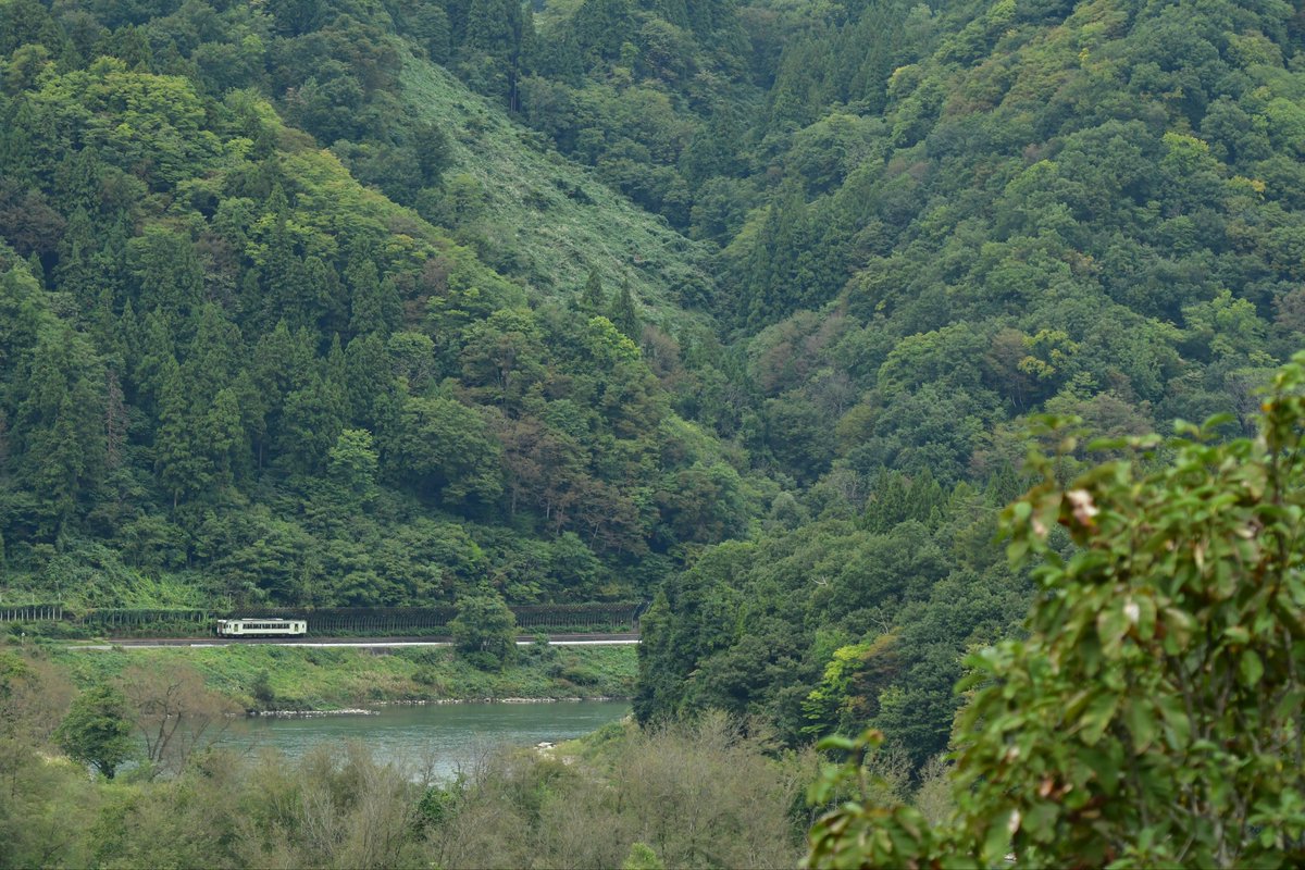 S_pulse_S's tweet image. 久しぶりに撮影してました📷
飯山線は何十年ぶりだろ…
あの頃と何も変わらない風景を単行列車がコトコトと行きます。

飯山線（長野県）上境〜上桑名川