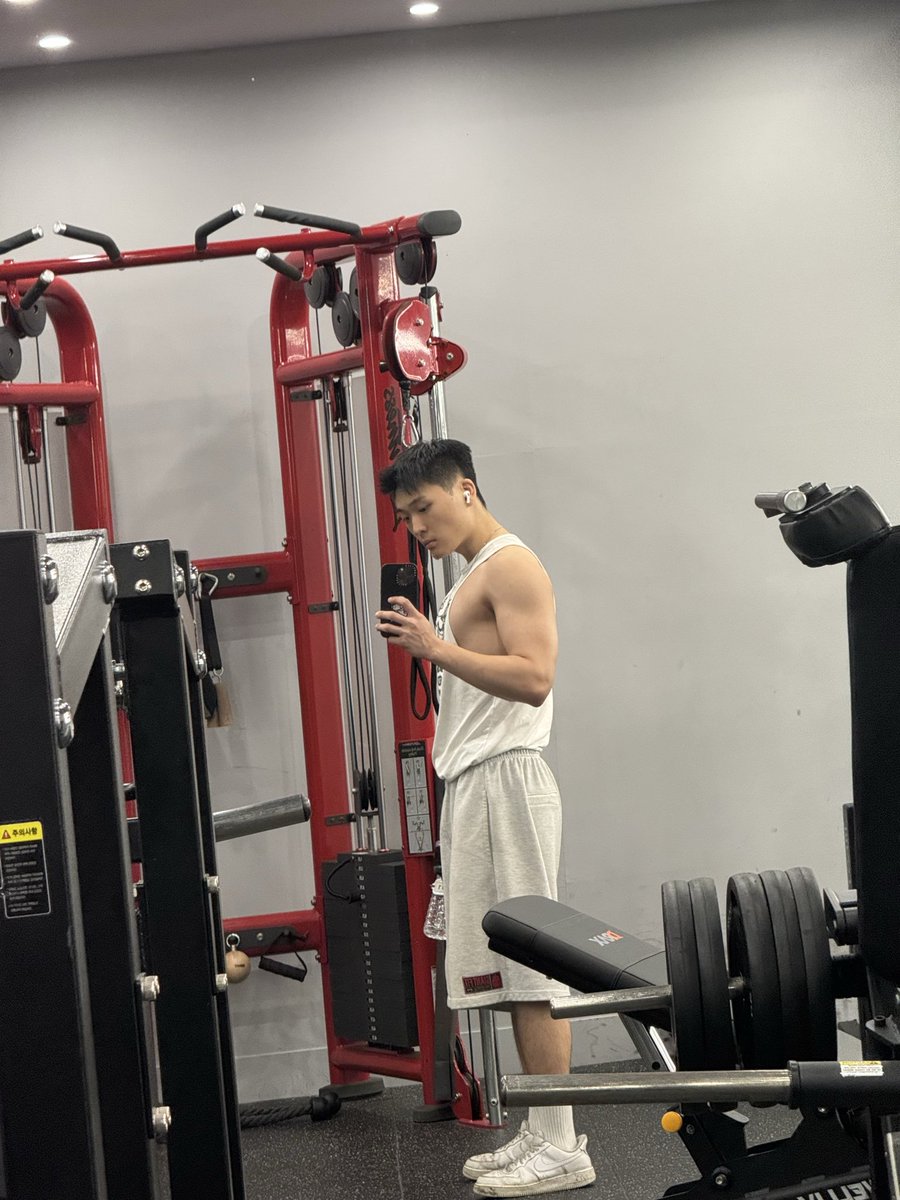 Point__E's tweet image. 😮‍💨