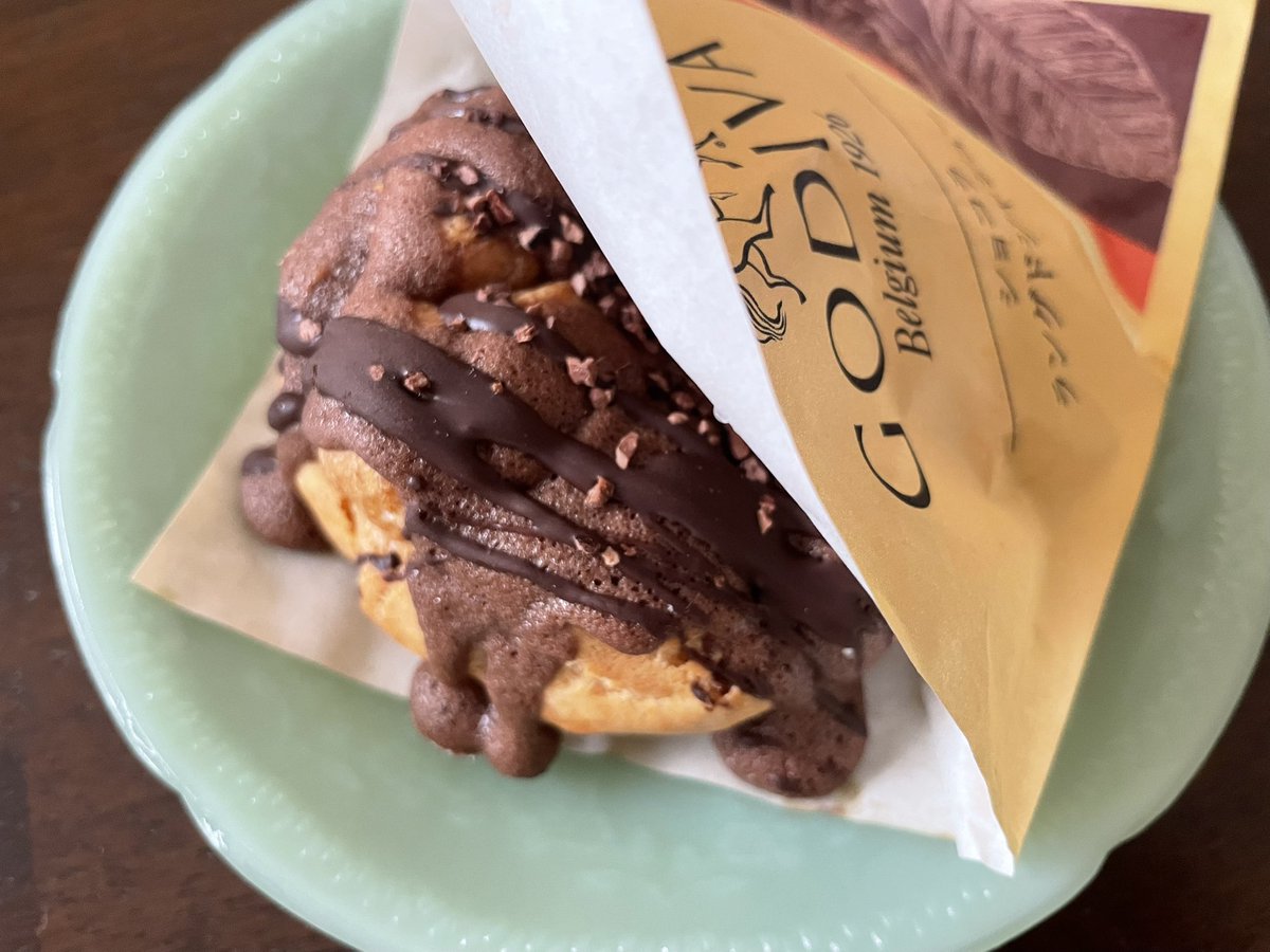 期間限定に弱いのでビアードパパの
ゴディバ食べちゃうよね😋