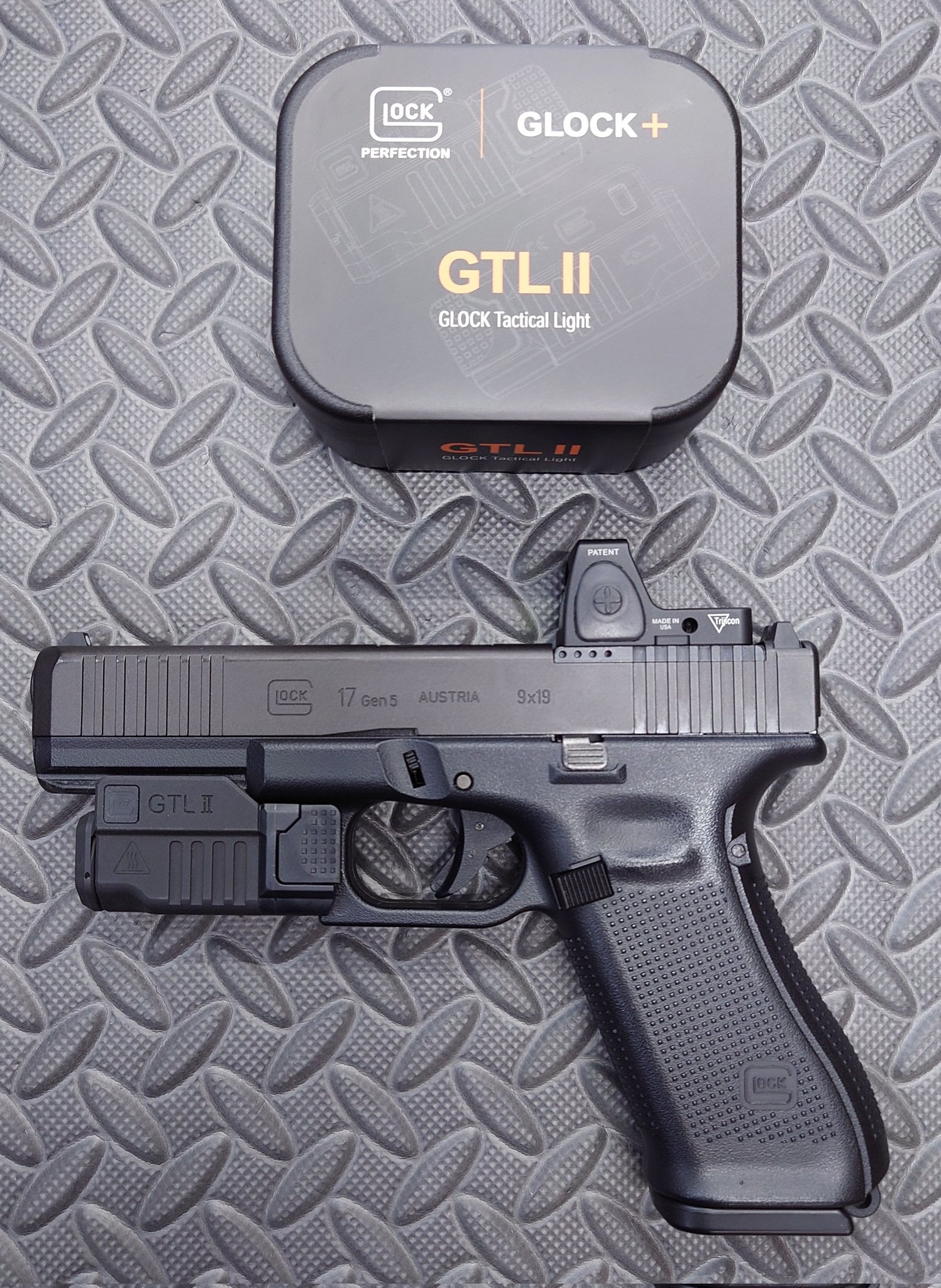 グロック22,17 ザ・クロックハウス ビジネスカジュアル LBC1007-WH2A