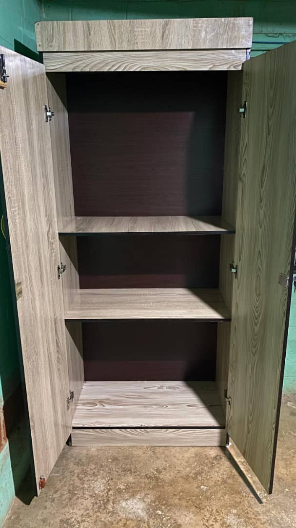 yardsaleplug's tweet image. A wardrobe available
Condition : Neatly used
At N70,000
Location: Jos
Contact: 08072472687
#yardsale #Declutter #JosNigeria