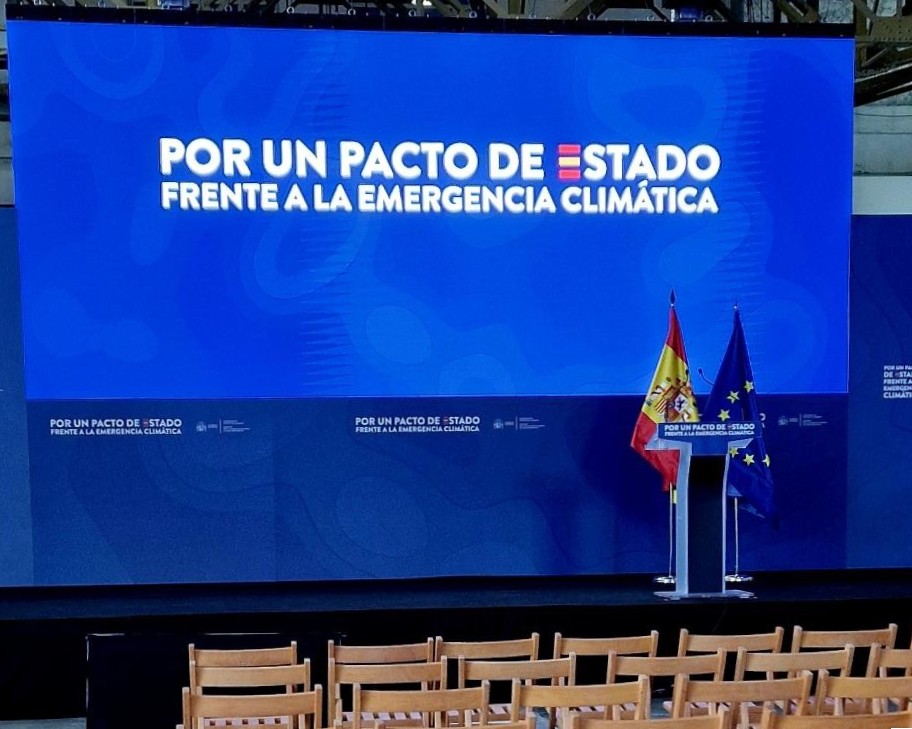 HelpAge International España (@helpageespana) on Twitter photo ⏰ ¡A punto de comenzar! 🌍
Exigimos que los derechos de las personas mayores se incluyan en respuestas humanitarias.
🚫 No pueden permanecer olvidadas.
<a href="/mitecogob/">Transición Ecológica y Reto Demográfico</a>, <a href="/MSocialGob/">Ministerio de Derechos Sociales, Consumo y A2030</a>, <a href="/interiorgob/">Ministerio del Interior</a>, <a href="/proteccioncivil/">Protección Civil</a> <a href="/UMEgob/">UME</a>
#Mayores #CambioClimático #Derechos ⏰ ¡A punto de comenzar! 🌍
Exigimos que los derechos de las personas mayores se incluyan en respuestas humanitarias.
🚫 No pueden permanecer olvidadas.
<a href="/mitecogob/">Transición Ecológica y Reto Demográfico</a>, <a href="/MSocialGob/">Ministerio de Derechos Sociales, Consumo y A2030</a>, <a href="/interiorgob/">Ministerio del Interior</a>, <a href="/proteccioncivil/">Protección Civil</a> <a href="/UMEgob/">UME</a>
#Mayores #CambioClimático #Derechos