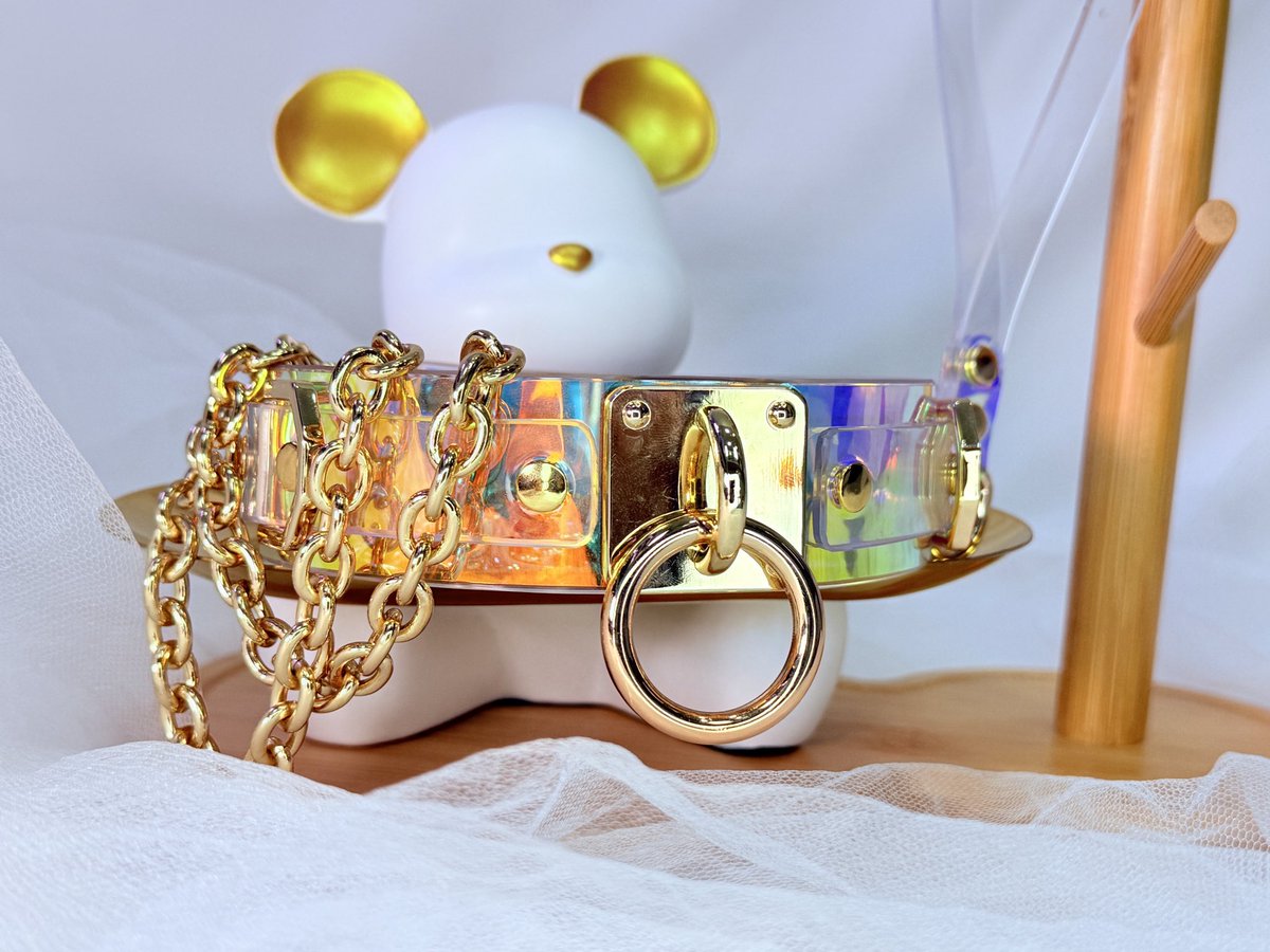 필름이 떨어지고...
내구성과 기타 단점을 모두 보완했다!

프리즘 ver.2 출시!

이제는 촬영용만이 아닌

걱정없이 물에들어가도,
강하게 잡아당겨도 끄떡 없습니다☺️

더욱 광나고 다채로워진 색상과 함께
돌아온 걸작 프리즘 어떠신가요?!