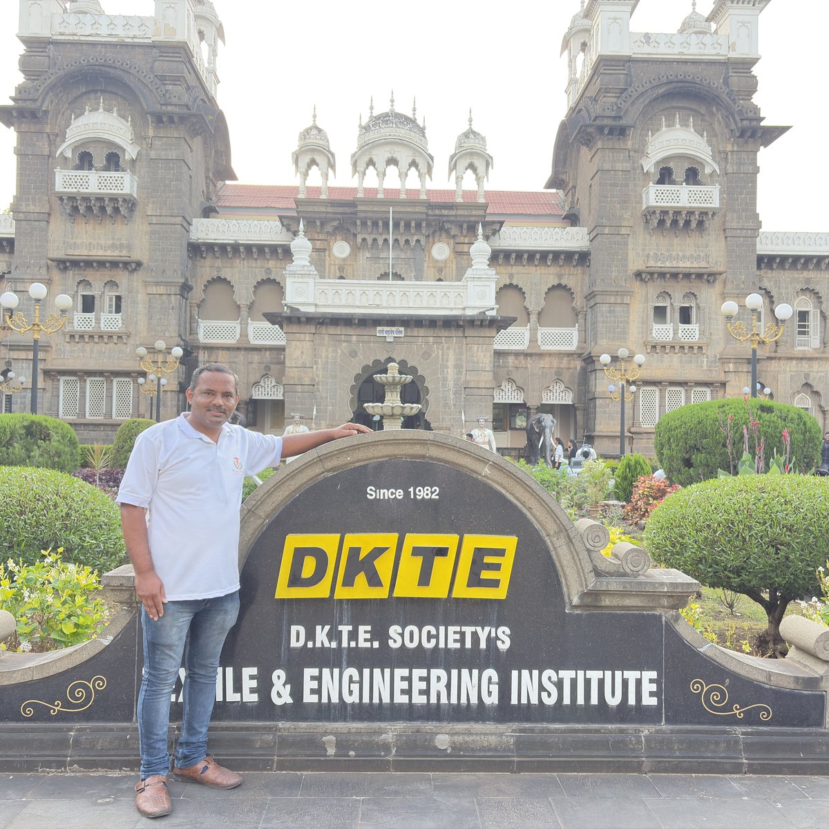 contactpp's tweet photo. We successfully completed our 4th workshop at DKTE Ichalkaranji with an amazing student response. 🙌
Gratitude to DKTE College for the opportunity and to our Campus Connect team, organizers, and volunteers for their incredible effort. 💪 https://t.co/HgS14xLXWT