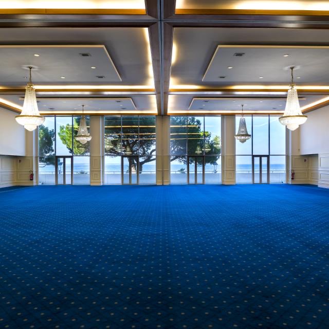 🔴VENUE 

Venez vivre l’expérience de l’Arca Arena Ultimate IV au Palais des congrès d’Arcachon !

🌊 Salles des ambassadeurs : 

- 50 postes 
- Scènes de 35m2 
- Face à la mer 

🎬 Auditorium : 

- Scène de 100m2 
- 500 places 

➡️ Inscriptions ici : start.gg/tournament/arc…