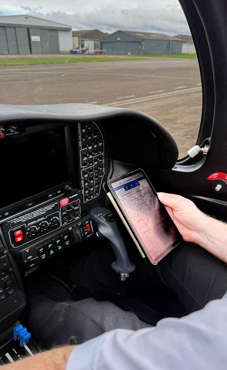 FlightLogger1's tweet image. ✈️ Aeros Strengthens Compliance Confidence with FlightLogger

🛡️ To add an extra safeguard on top of their existing procedures, Aeros enabled FlightLogger’s booking block feature.

Read the story: eu1.hubs.ly/H0nHFTL0

#FlightLogger #Aeros #BuiltByAviationProsForAviationPros