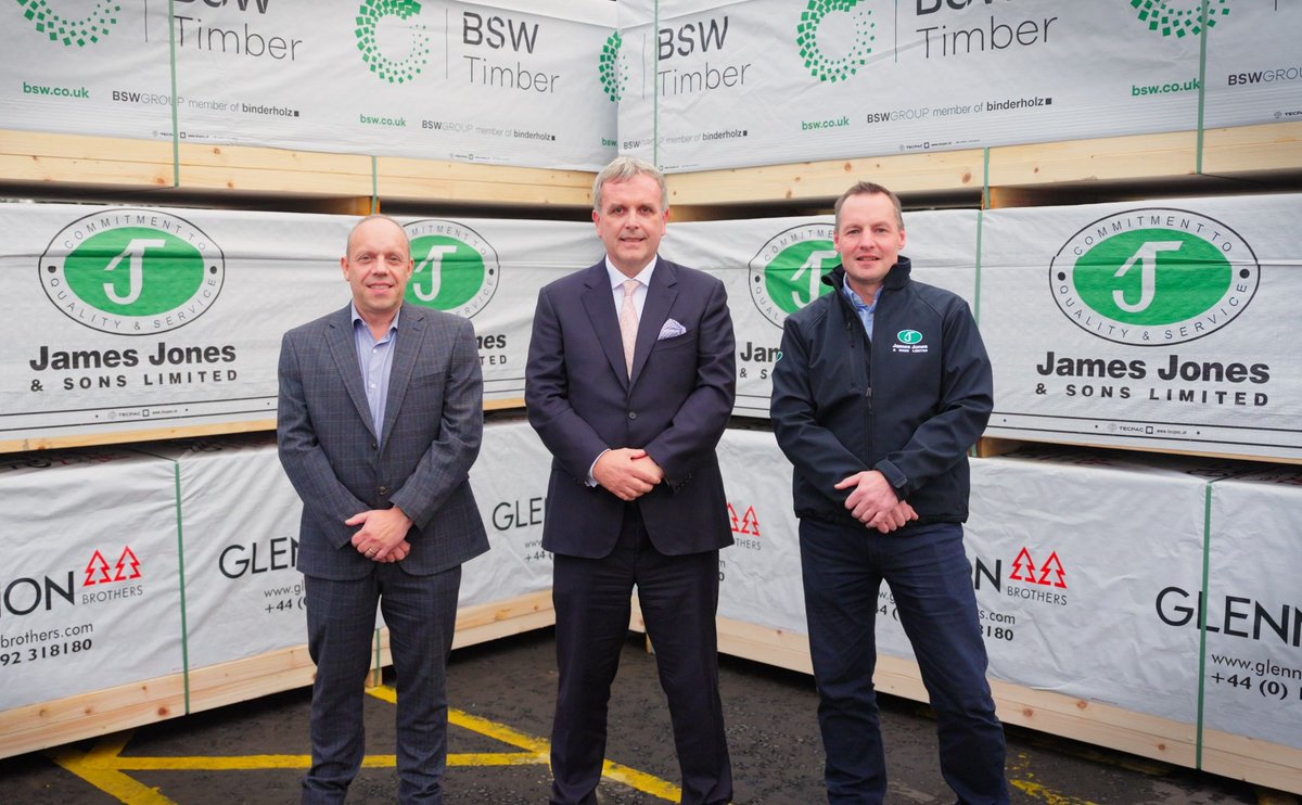 bswtimber's tweet image. We’re proud to team up with @JamesJonesGroup   @GlennonBrothers &amp;amp; @forestsandwood to champion UK C16 Timber🌲

Together, we’re reducing imports and backing a more sustainable future for construction.

Read more 👉 bsw.co.uk/leading-sawmil…

#BritishTimber #Sustainability #Forestry