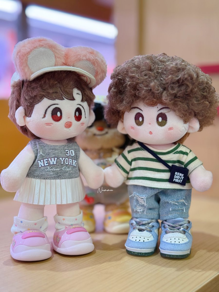 มีคนแอบแตะมือกันค่ะมัม 🌚🌝
#เด็กๆของอาม้าน้ำน้ำ