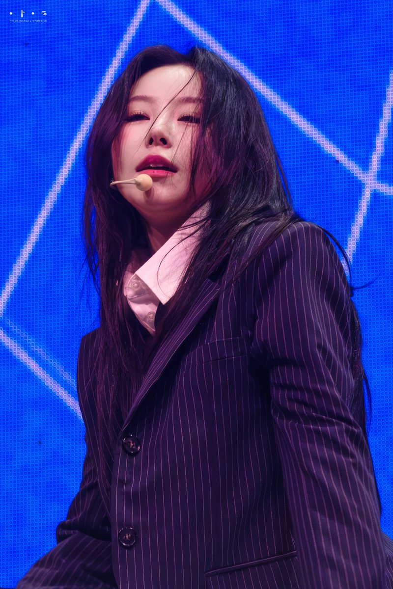 250913 휘인 OWHEECE 팬콘서트

#마마무 #휘인 #MAMAMOO #WHEEIN