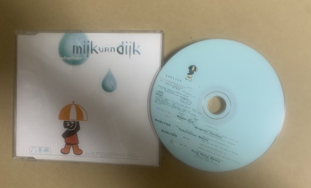 iloveMJxRun's tweet image. 発売時期は97年頃、レコードショップで　#エヴァ のサンプリングとポップが付いてて購入しました。
Mijk van dijk
3曲目 Shelter (Tobynation Remix)
アスカの声をサンプリング使用してます。クリアランスは？ですが...話題になっていたようです。
#Mijkvandijk #EVA

nico.ms/nm11997944?ref…