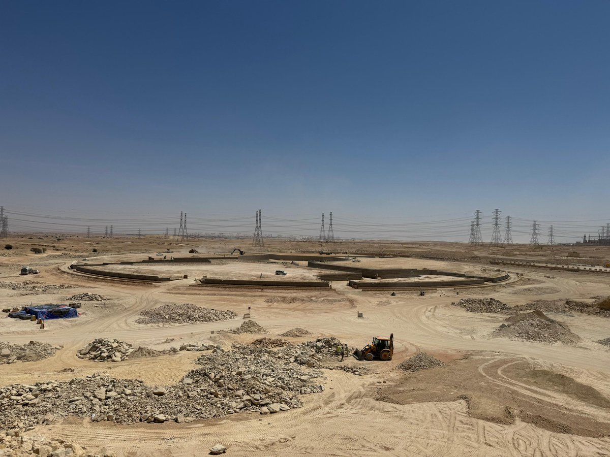 CBN_ME's tweet image. As Saudi Arabia advances Vision 2030, Officine @MaccaferriWorld will play a vital role in two of its most ambitious infrastructure projects - King Salman Park & Prince Mohammed Bin Salman Stadium.
cbnme.com/news/officine-…
#Maccaferri #SaudiProjects