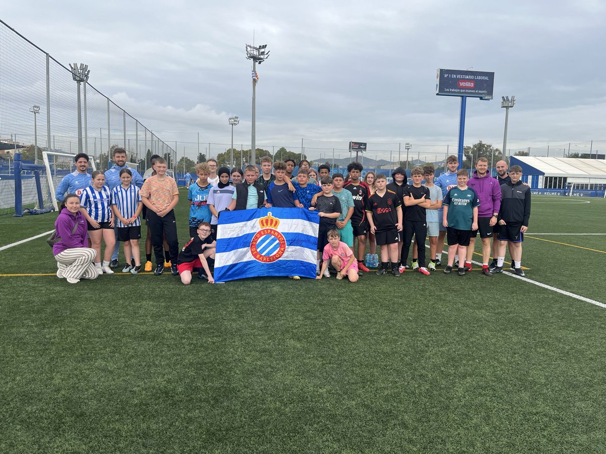 Our Students have had a great morning training at R.C.D Espanyol

#ParkwoodonTour #FootballTour25
