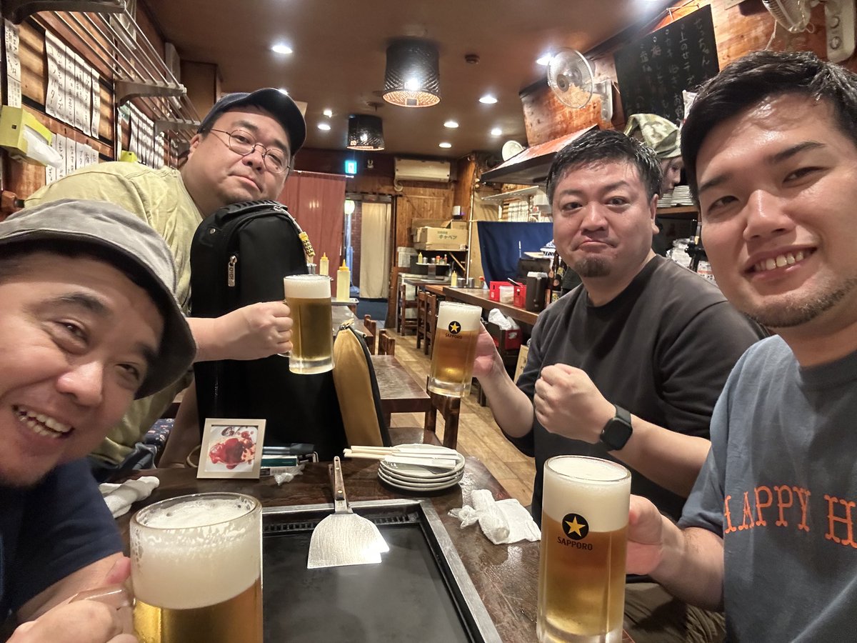 本日のツチダズは下北リハ！
新曲(たち)のアレンジも順調なツチダズです。

カレー居酒屋に行こうとしたらカレーフェスで入れず、向かいにあった良い感じのお好み焼き屋さんで。

満漢全席で皆様にお会いできるのを楽しみにしています！