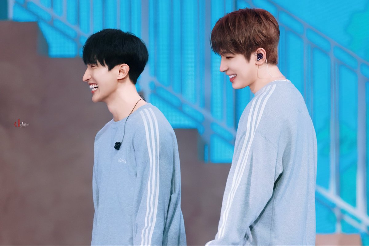 dwkg0218's tweet photo. 240723 carat land

😢

#SEVENTEEN #세븐틴 
#DK #도겸 #ドギョム
#원우  #전원우 #WONWOO
#ウォヌ https://t.co/zcqsWQtuim