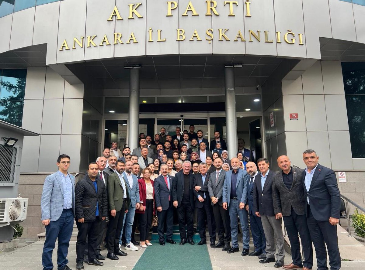 İl Siyasi ve Hukuki İşler Başkanımız Fatma  Aydemir başkanlığında, Genişletilmiş Siyasi ve Hukuki İşler Başkanları toplantısına Kadın Kolları Siyasi ve Hukuki İşler Başkanımız Sn  Ayşe Keser katılım sağladı 
<a href="/tugbaisikercan/">Tuğba IŞIK ERCAN</a> 
<a href="/akgul_aysel/">Aysel Koçak Akgül</a>