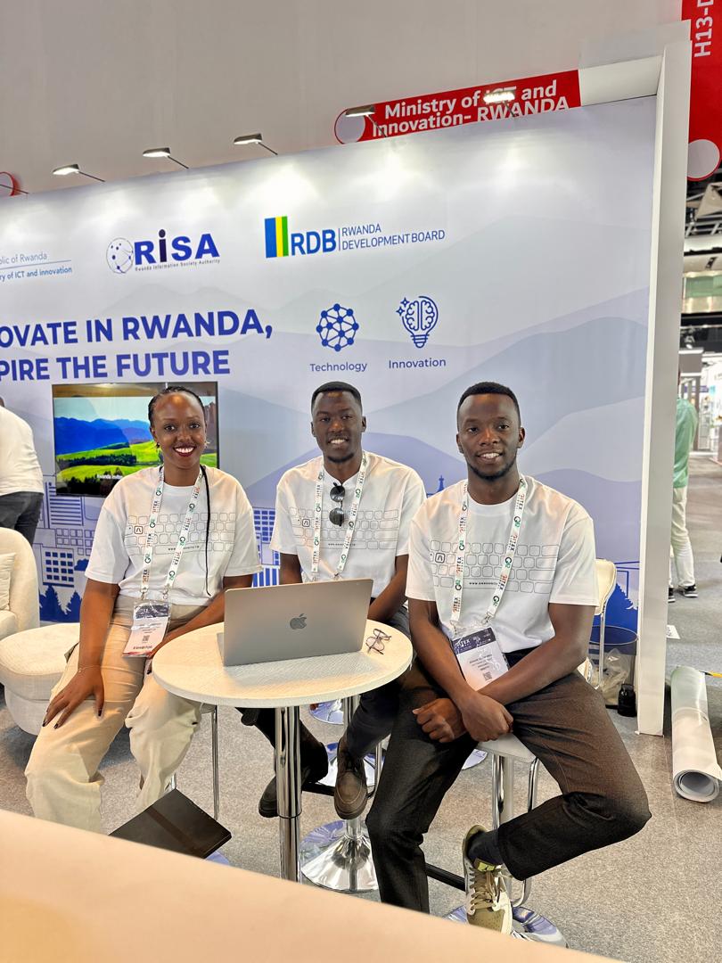 Awesomity Lab tweet media