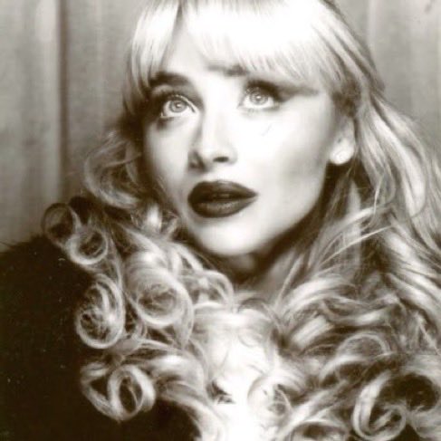 brinapresso's tweet image. sabrina never takes a bad picture 
#sabrinacarpenter #mansbestfriend #ACL2 #austincitylimits