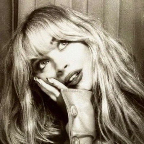 brinapresso's tweet image. sabrina never takes a bad picture 
#sabrinacarpenter #mansbestfriend #ACL2 #austincitylimits