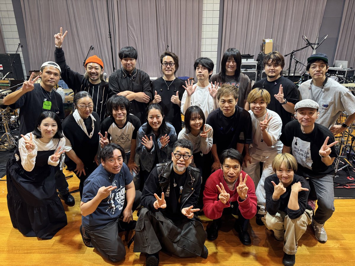 Daviechan's tweet image. 今日もすんばらしいリハーサルが無事終わりました😍😍✨✨

お疲れ様でしたー！！

今日こそオールキャストの写真です😊
本当に素晴らしい音楽家達です🎵
