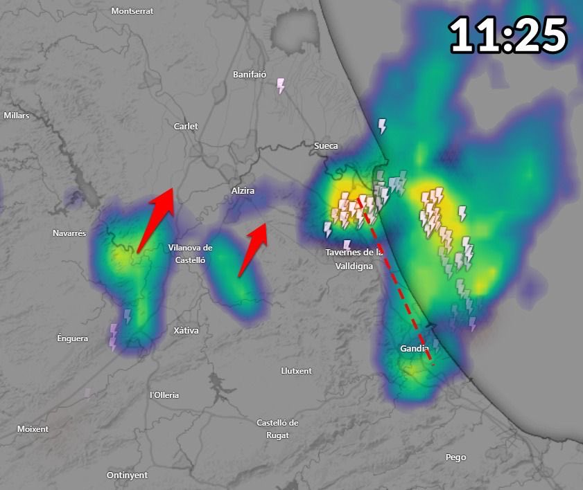 Tormenta estática entre Cullera i Favara. Molta precaució!!