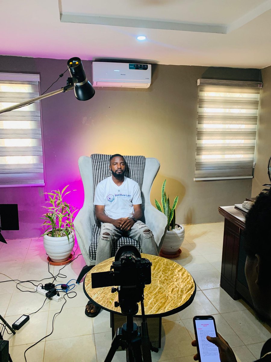 Blockfuse_labs's tweet image. “The cave you fear to enter holds the treasure you seek.” – Joseph Campbell

 You can’t avoid the cave and still find the gold.

This week, don’t chase comfort, go after clarity.

P.S. Expect cool videos from this team.

#Newweek #PowerMonday #KeepBuilding  #BlockfuseLabs