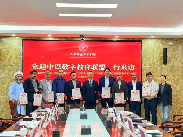 Pak-China TVET Dialogue
On Sept 28, 2025, at Shandong Vocational College, leaders advanced TVET cooperation under CPEC Phase II, launching CPMA - the China-Pakistan Alliance for Modern Agriculture &amp; Industry-Education Integration.
#CPECPhase2 #PakChinaAlliance #TVETReform