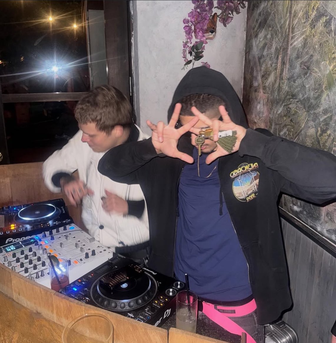 jjfinns's tweet image. Yung Lean x Fakemink