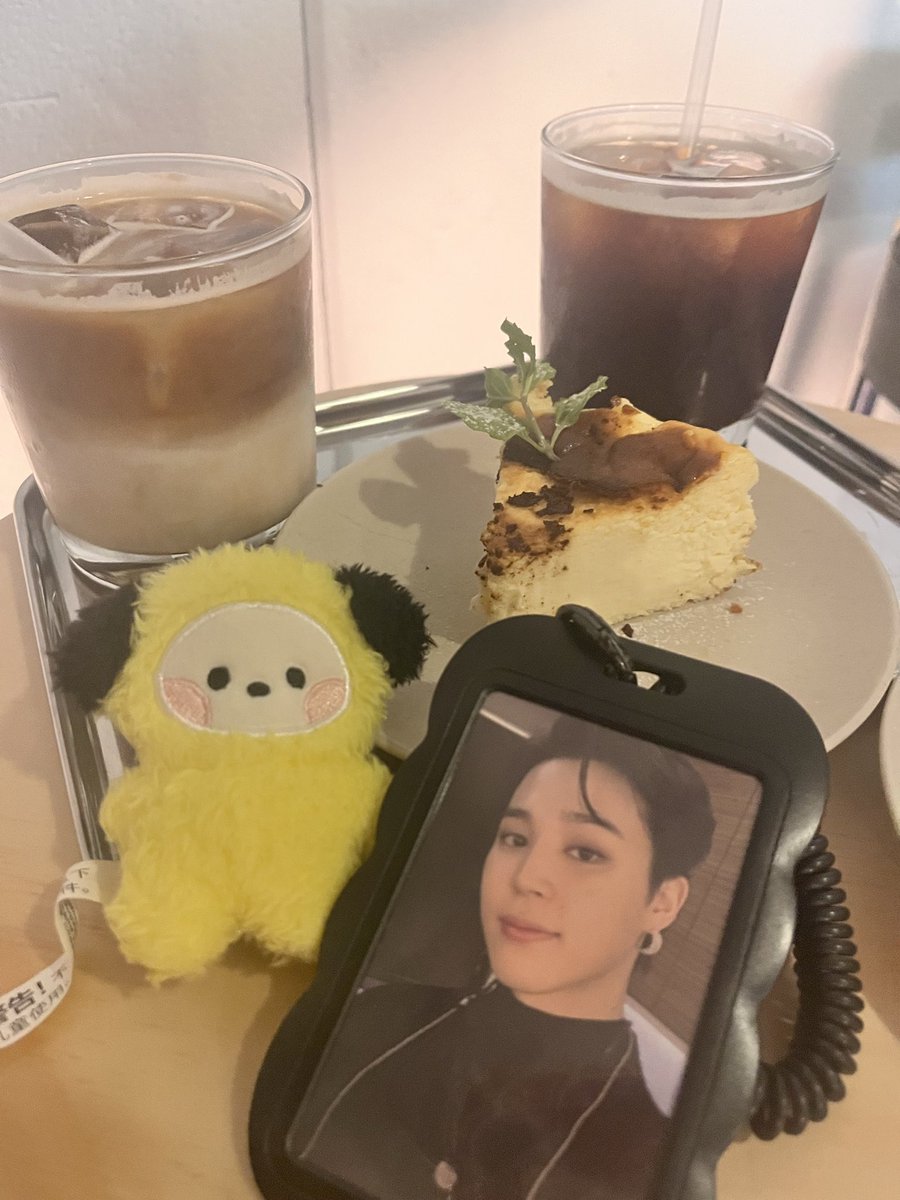 m26j13's tweet photo. おめでとう❤️らぶ🩷
ジミン氏💛

#HappyBirthdayJimin https://t.co/HSdmtcGNLN