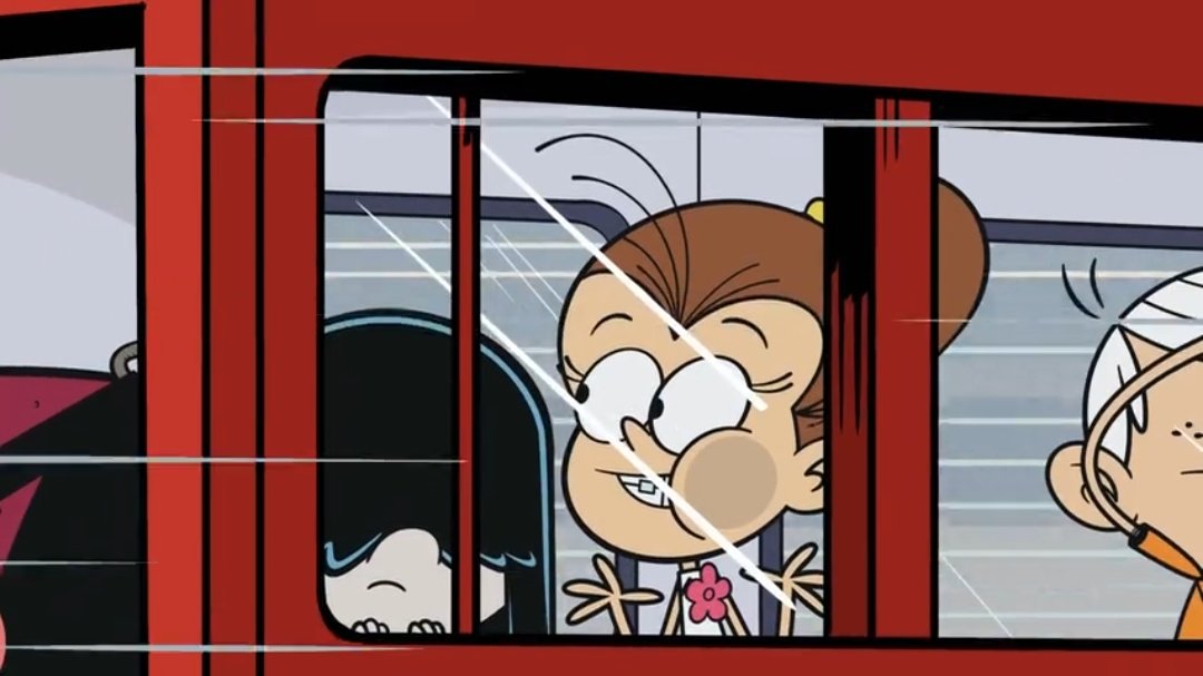 JPNLoudFan828's tweet image. 断れない空気になってしまい渋々ながらもLincolnとLunaに協力する事にしたパパさんの返事を聞いて皆歓声をあげています(笑)
そしてパパさんの運転するバス🚌に乗りながら例の青いタイニートルーパー🚗探しが始まりました🔍️
#TheLoudHouse