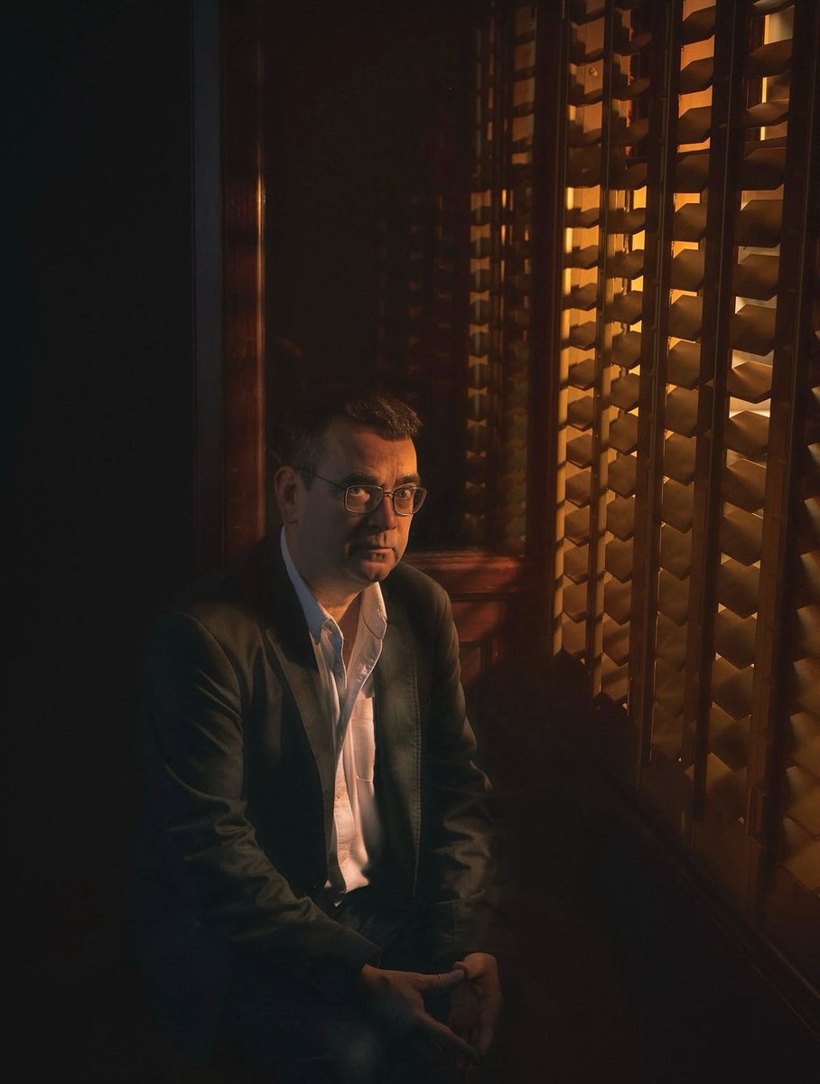 A MICK HERRON 
IL RAYMOND CHANDLER AWARD 2025 <a href="/NoirInFestival/">Noir in Festival</a> <a href="/feltrinellied/">Feltrinelli Editore</a>